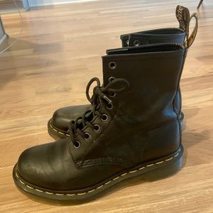 Womens Black Doc Dr Martens Boots - Great Condition - Size 7